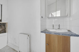 Photo 11- click for photo gallery